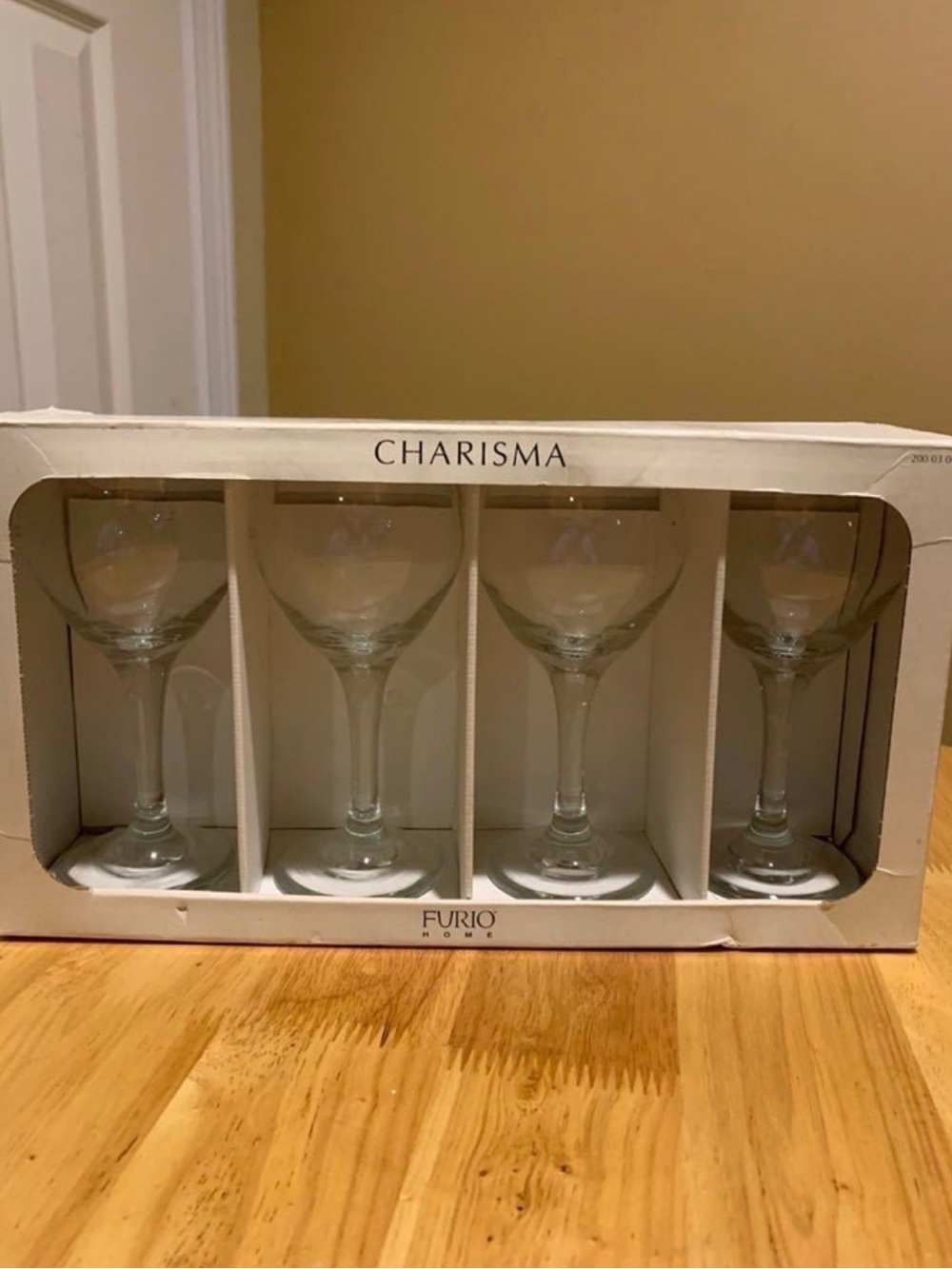 4 Wine Glasses By Furio